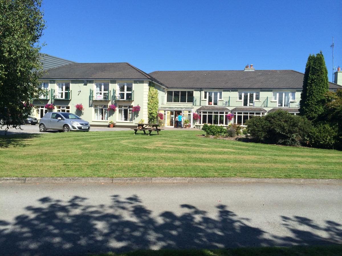Glenmore House Swords Exterior foto